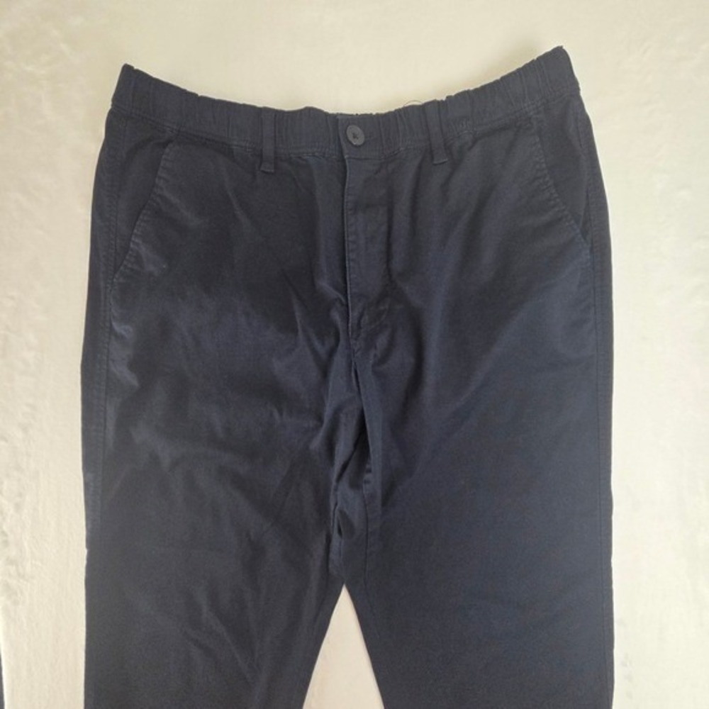 Uniqlo EZY Jogger Men's Pants Classic Navy SZ 31 Ankle Cuffed - Picture 2 of 8